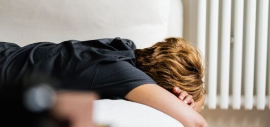 Emotional erschöpft: 10 Anzeichen, dass du nicht einfach nur müde bist