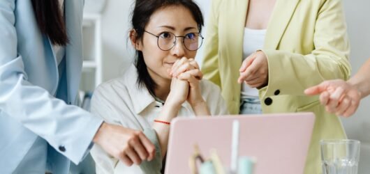 Du kannst dich nicht entscheiden? Warum Entscheidungen so schwerfallen und was wirklich hilft